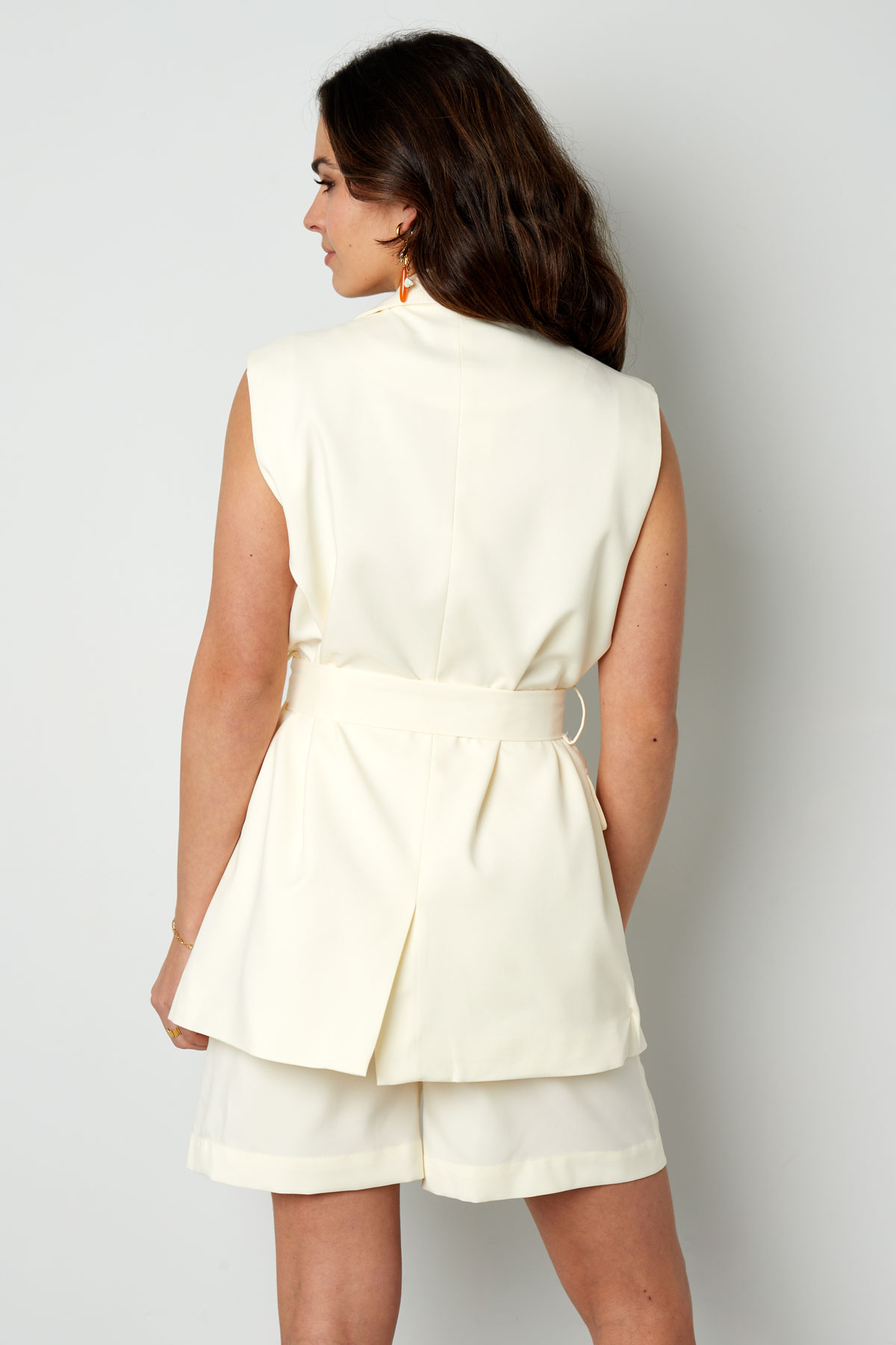 Waistcoat with elastic belt - off-white Picture6